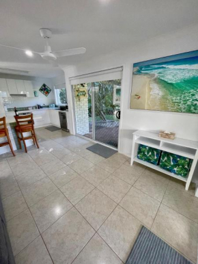 The Palms Beach House, Pottsville